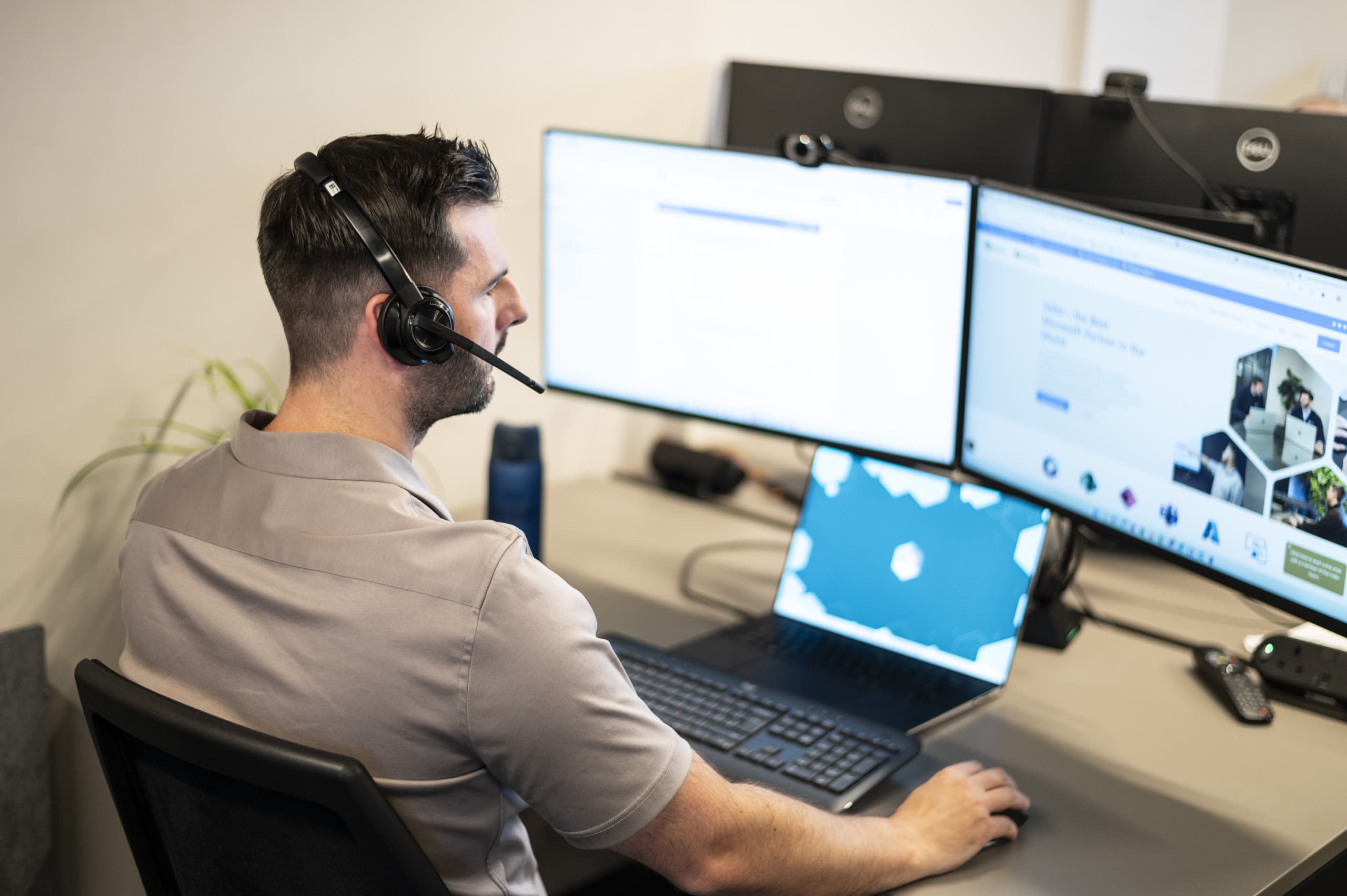SharePoint intranet expert building a new portal